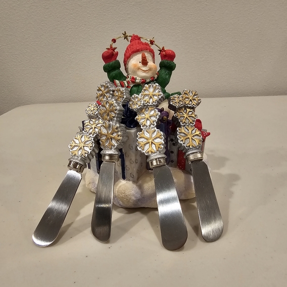 Ambiance Collection Christmas Snowman Let It Snow 5 Piece Spreader Set - Picture 2 of 16